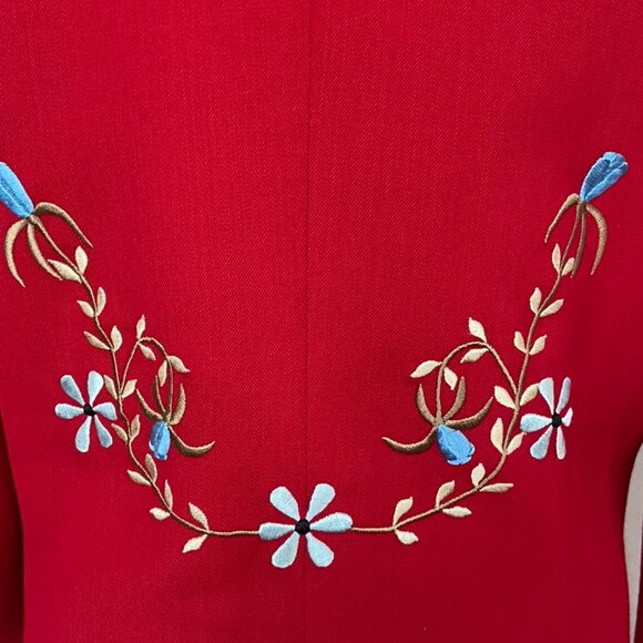 Manuel Cuevas Women's red cropped jacket - Picture 13 of 16